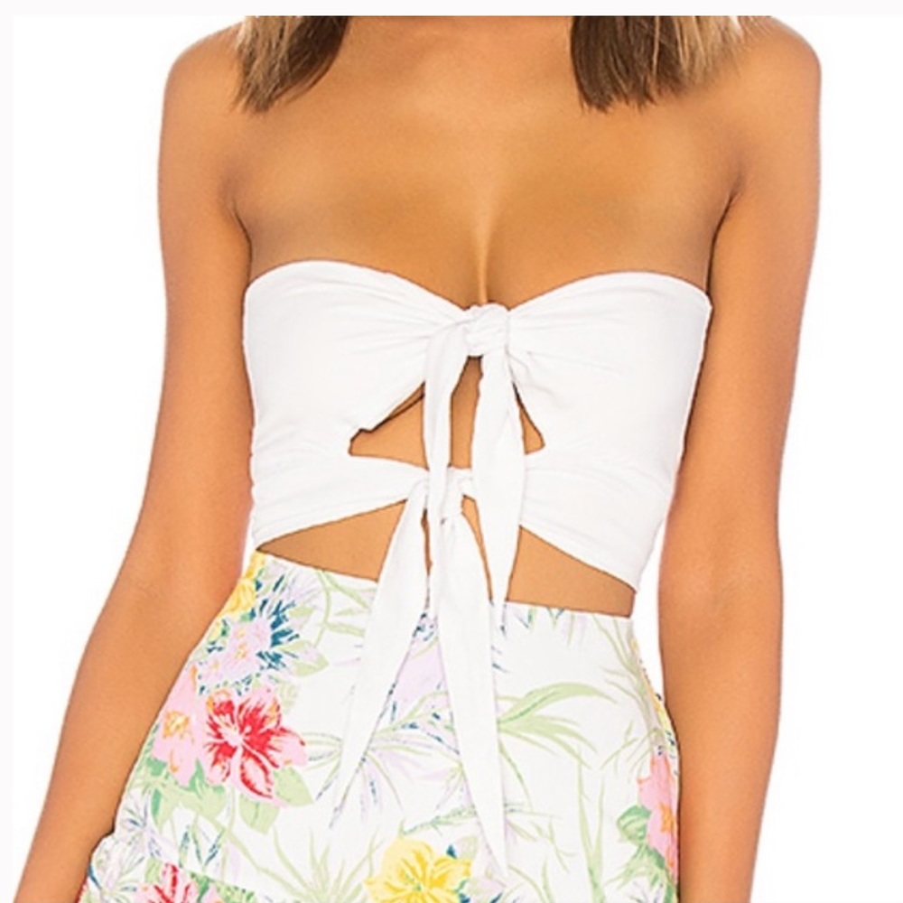 NWOT Indah Lipa Double Knot Top SM